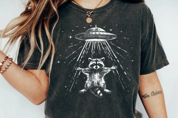 Download Funny Raccoon UFO Alien Abduction Space Graphic Vintage Trash Panda Png - Png Collection